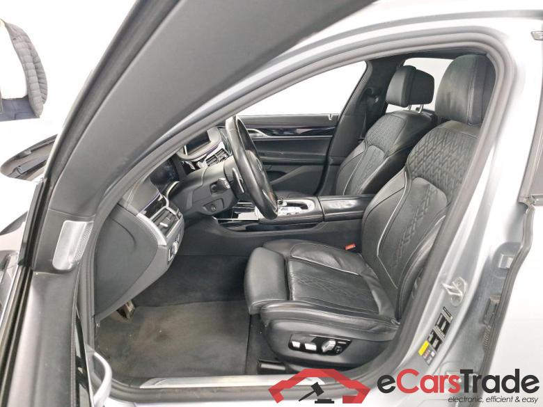 BMW 7-serie 3.0 745E AUTO M Sport Professional Driving Assistant TV Fonction Plus #5