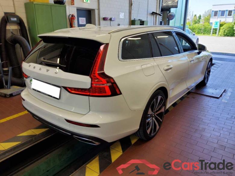 Volvo V60 Kombi (2018->) DE - Kb5 T6 Twin Engine AWD EU6d, Inscription Plug-In AWD (E6d), 2020 - 2021 #3