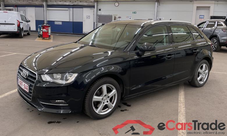 Audi A3 Sportback 1.6 TDi Attraction Navi Klima PDC ... #1