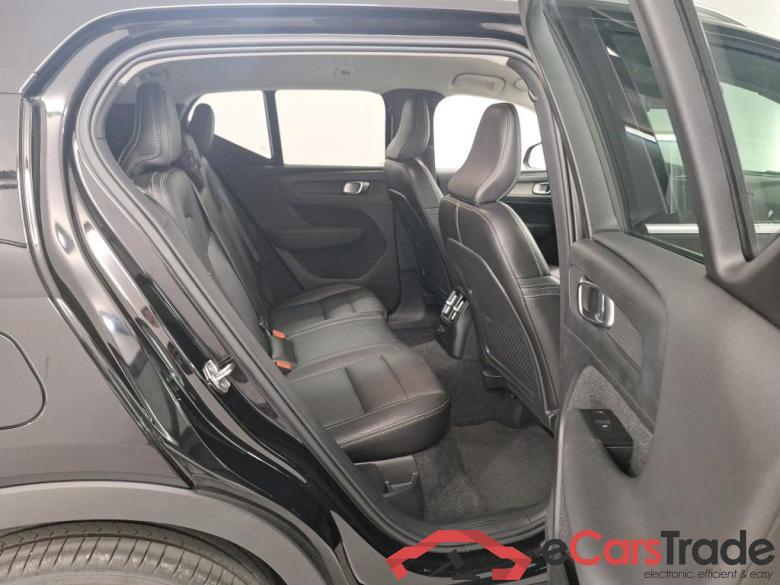 VOLVO XC40 1.5 T4 RECHARGE GEARTR. INSCRIPTION Park Assist #6
