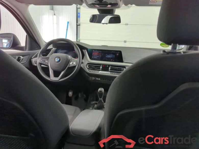 BMW 1-serie 118i Executive Ed. #3