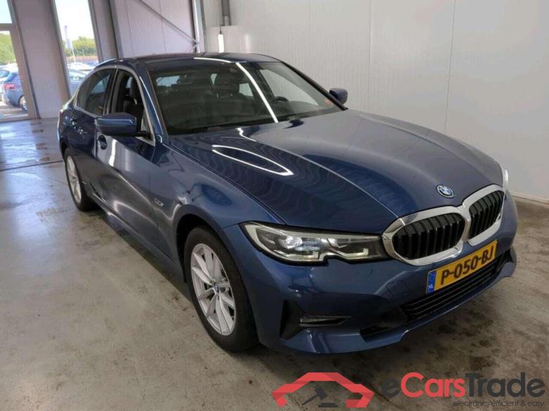 BMW 3-serie 330e Bns Ed. Pl. #5