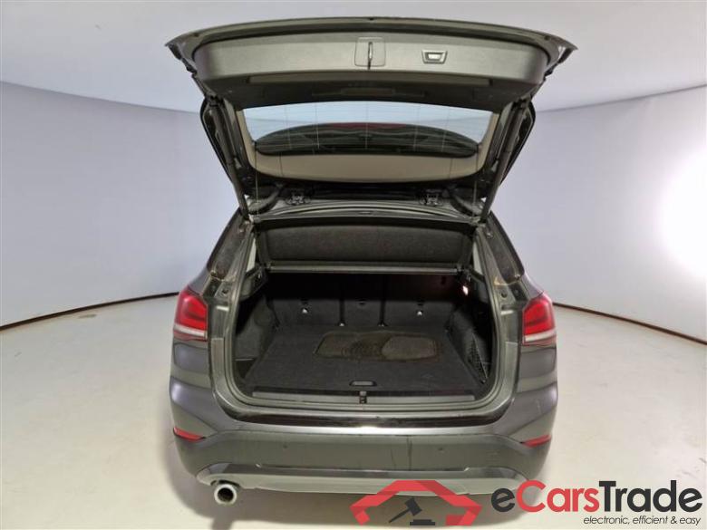 BMW 25E BUS BMW X1 / 2019 / 5P / SUV XDRIVE 25E BUSINESS ADVANTAGE AUTOMATICO #5