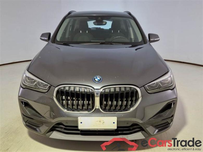BMW 25E BUS BMW X1 / 2019 / 5P / SUV XDRIVE 25E BUSINESS ADVANTAGE AUTOMATICO #6
