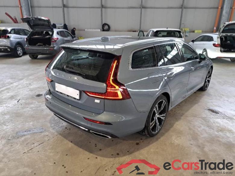 Volvo 78 VOLVO V60 / 2019 / 5P / STATION WAGON T6 PLUG-IN AWD AUTOM.RECH.INSCRIPTION #2