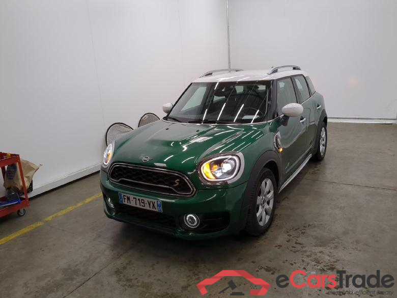 Mini Cooper SE ALL4 Busi Design 136+88ch BVA6 MINI Countryman / 2016 / 5P / Crossover Cooper SE ALL4 Busi Design 136+88ch BVA6