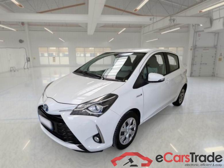 Toyota HYBPROMO2 TOYOTA YARIS / 2017 / 5P / BERLINA 1.5 HYBRID BUSINESS #1