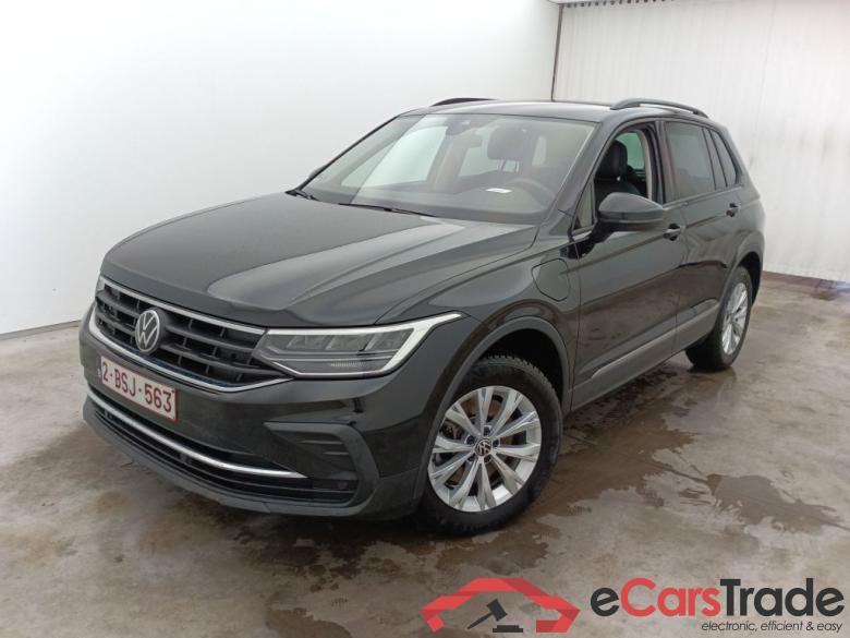 Volkswagen Tiguan 1.4 eHybrid DSG Life 5d #4