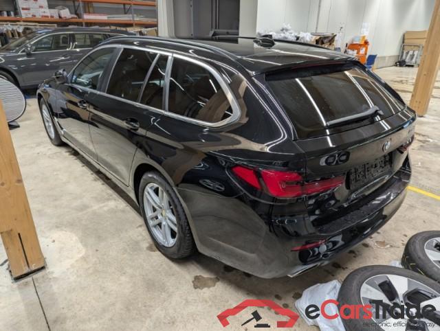 BMW 5-Serie Touring ´16 Baureihe 5 Touring 530 i 2.0 185KW AT8 E6d #2