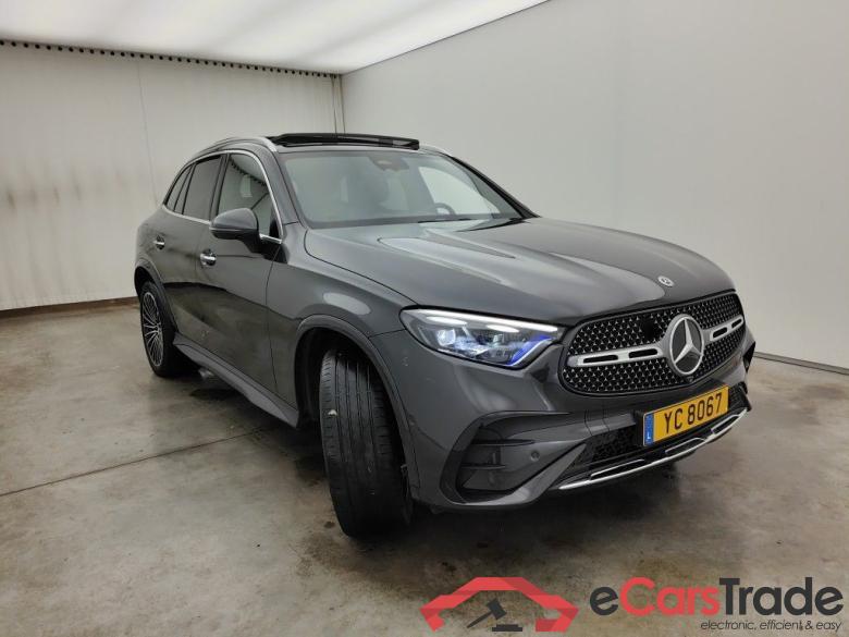 Mercedes-Benz GLC GLC 300 de AMG Line 4MATIC 5d #2