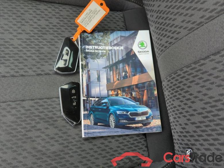 SKODA Octavia Combi 110 kW #6