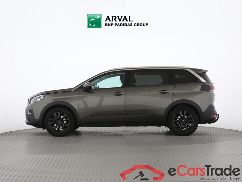 Peugeot 5008 '17 Peugeot 5008 BlueHDi 130 S&S Active 5d #2