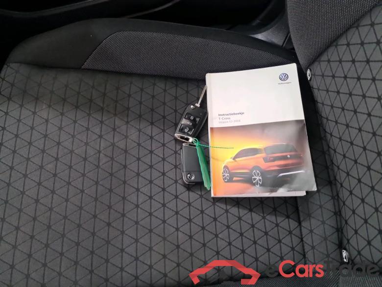 Volkswagen T-Cross '18 Volkswagen T-Cross 1.0 TSI 70kW Life 5d #4