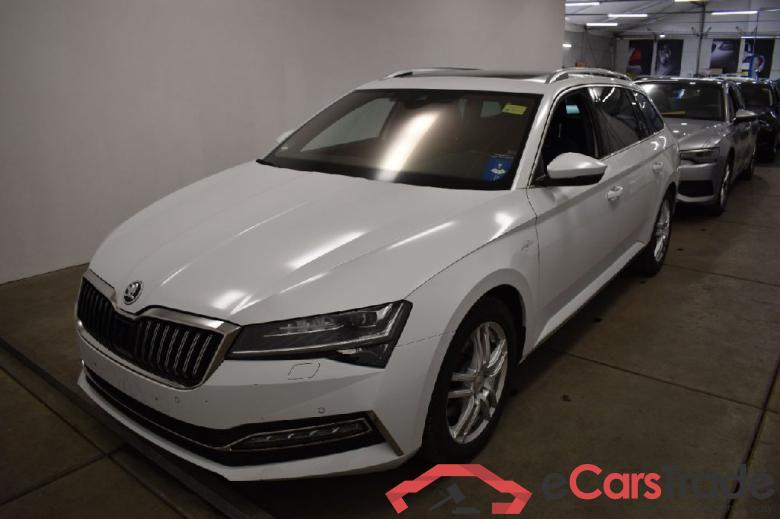 Skoda Superb Wagon ´15 Superb Combi L&K 4x4 2.0 TDI 147KW AT7 E6d #1