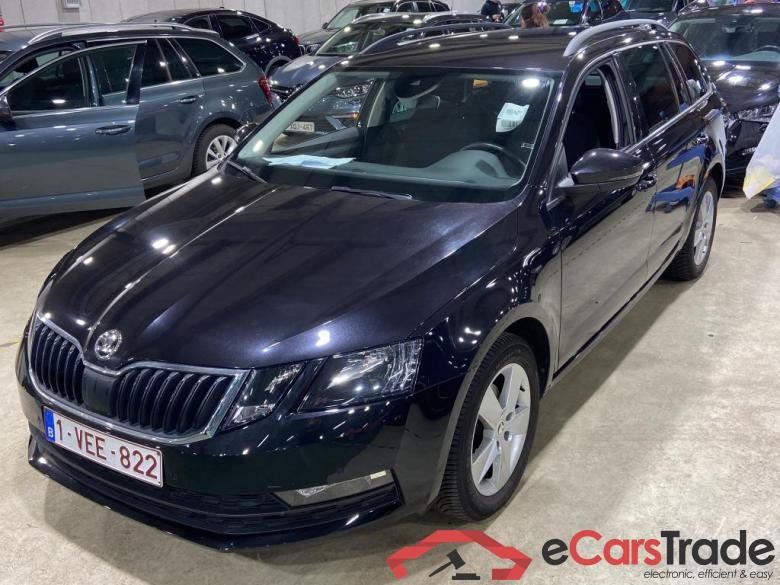 SKODA Octavia 1.6 CR TDi Ambition DSG #1