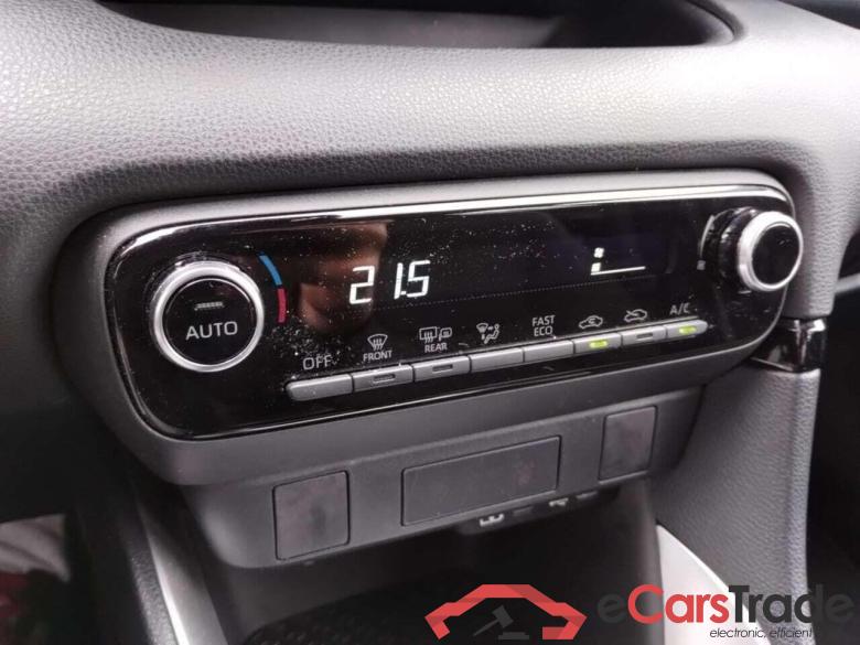 TOYOTA YARIS 1.5 Hybrid 115 Active #6