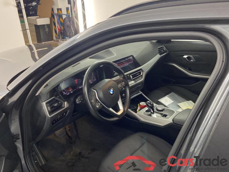BMW 3 TOURING - 2019 320iA OPF Business Plus Model Advantage #5