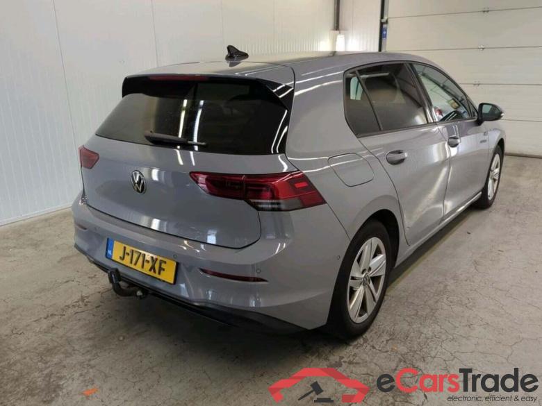 VOLKSWAGEN GOLF 1.5 TSI Life Bns #2
