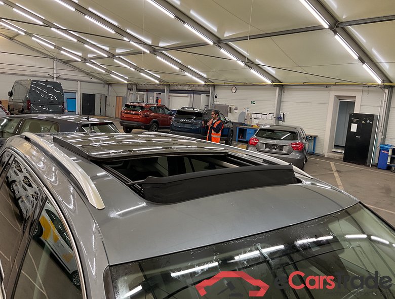 VOLKSWAGEN Tiguan Allspace Highline 1.5 TSI 110 kW (150 ch) 7 vitesses DSG #3