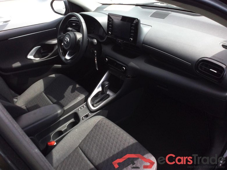 YARIS HY 116H MY22 CONFORT RSK #3