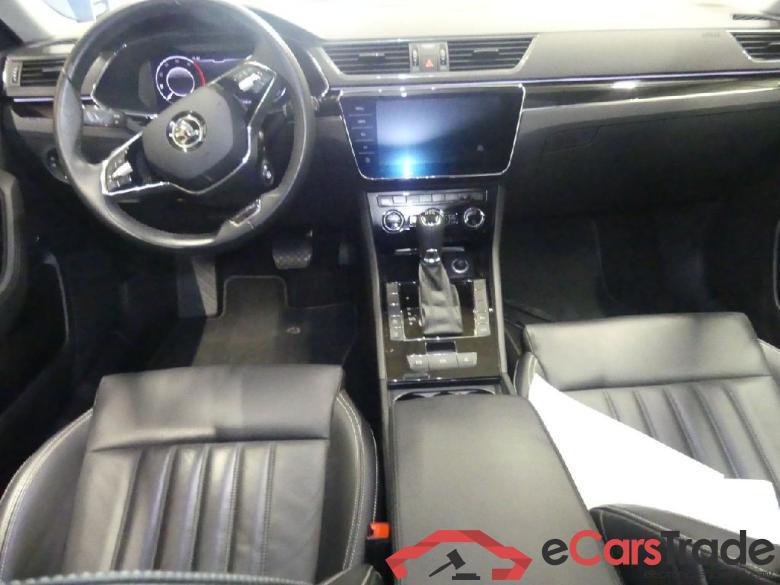 Skoda Superb Wagon ´15 Superb Combi L&K 2.0 TDI 110KW AT7 E6d #5