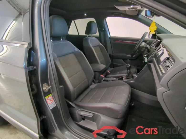 Volkswagen T-Roc '17 Volkswagen T-Roc 1.5 TSI 110kW Sport 5d #3