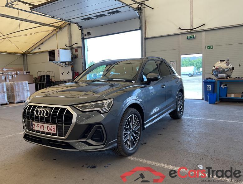AUDI Q3 Audi Q3  Sport Edition S line 40 TFSI quattro 140(190) kW(ch) S tronic #1
