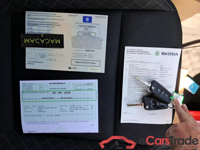 SKODA - SKO KAROQ CRTDI 115PK Ambition Pack Corporate #4