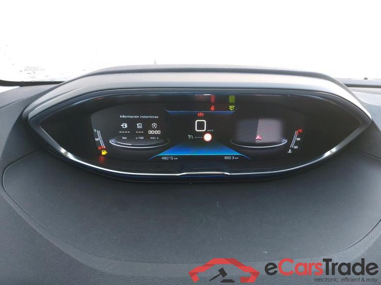 Peugeot 1.5 BlueHDi 96kW (130CV) S&S Allure 3008 Allure 1.5 HDi 130CV MT6 E6dT #4