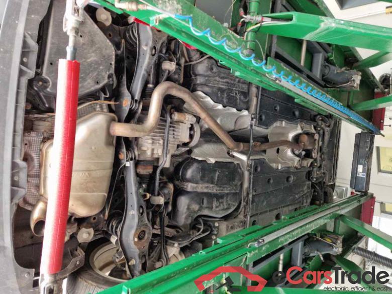 Skoda Karoq (NU)(2017->) DE - SUV5 2.0 TDI EU6d-T, Sportline 4x4 (EURO 6d-TEMP), 2018 - 2020 #5