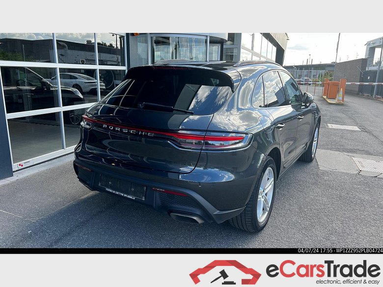 PORSCHE Macan Macan (MY23) #4