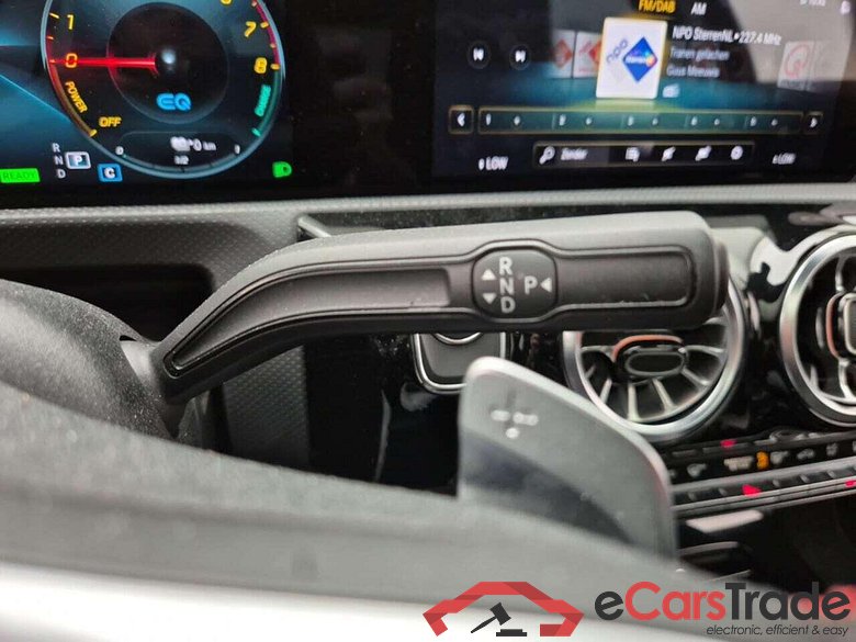 MERCEDES-BENZ A-klasse 250e Bns Sol AMG Lim AUT #6