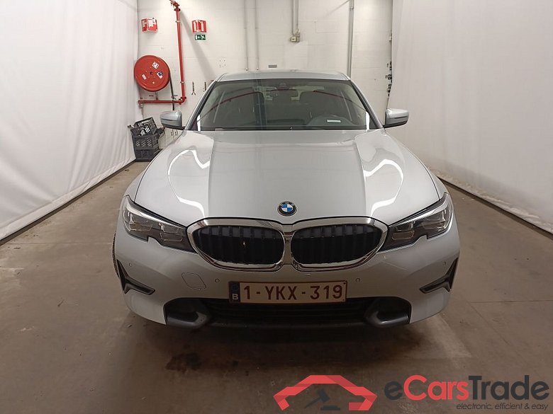 BMW 3 Reeks Berline 318d (100 kW) 4d #1