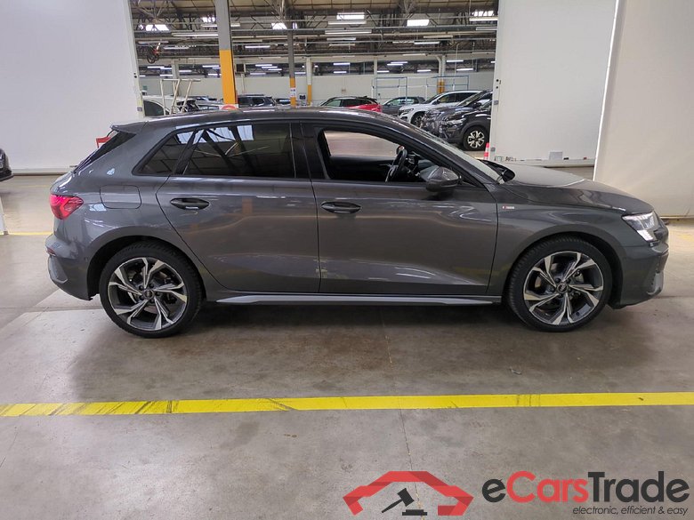 Audi 35 TFSI 150 MHEV S Tronic S Line A3 Sportback 35 TFSI S line 1.5 TFSI 150CV BVA7 E6d #6