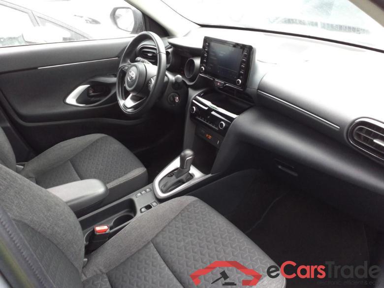 YARIS CROSS HY 116H MY 22 RSK #3