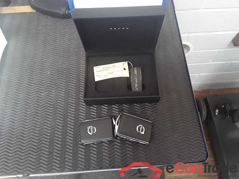 Volvo V90 Kombi (03.2016->) D4 DPF EU6d-T, R-Design (EURO 6d-TEMP) #6