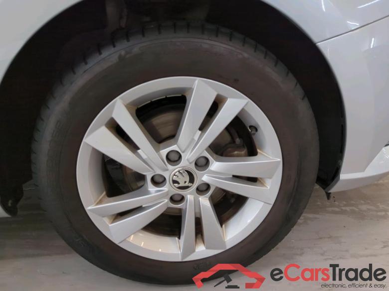 SKODA FABIA 70 kW #6