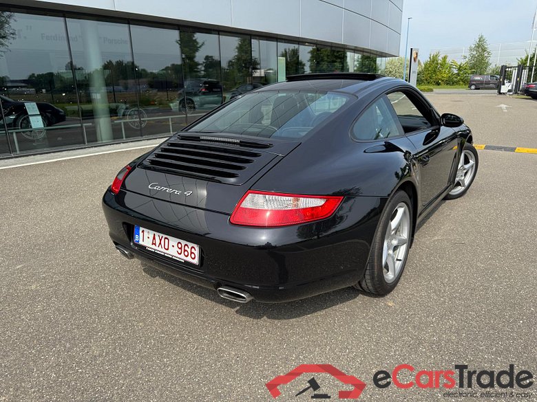 PORSCHE 911 Carrera 4 Carrera 4 Coupé #4