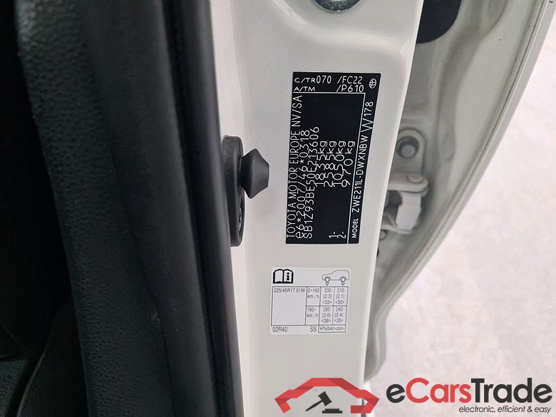 Toyota Corolla TS '19 Toyota Corolla Touring Sports 1.8 Hybrid GR-Sport 5d #6