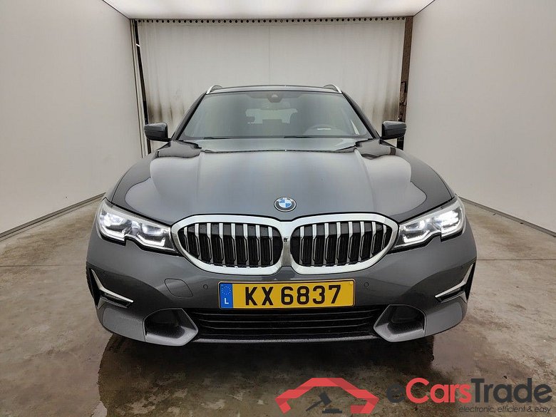 BMW 3 TOURING DIESEL - 2019 330 dXA 286 MHEV AdBlue 5d #1