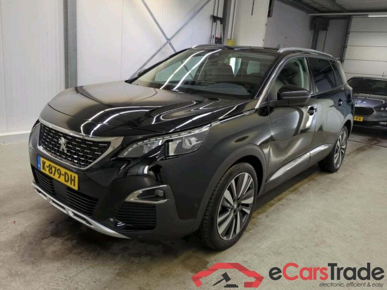 PEUGEOT 5008 1.2 PureTech AllureA #1