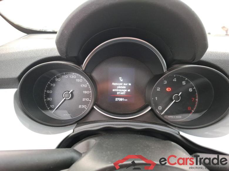 Fiat 1.0 FFly T T3 120ch Cross FIAT 500X / 2018 / 5P / SUV 1.0 FFly T T3 120ch Cross #6