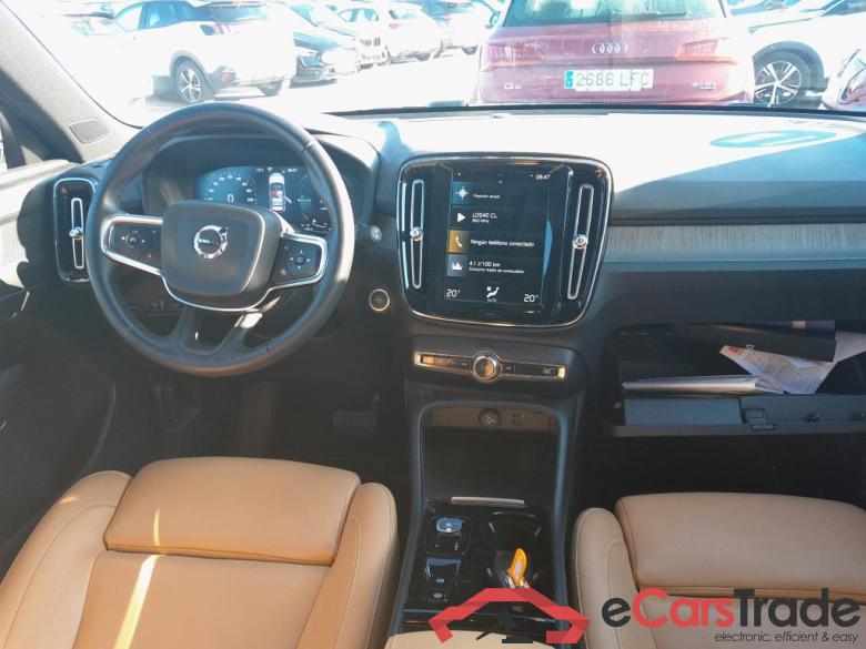 Volvo 1.5 T4 Twin Recharge Inscription Auto VOLVO XC40 / 2017 / 5P / todoterreno 1.5 T4 Twin Recharge Inscription Auto #3