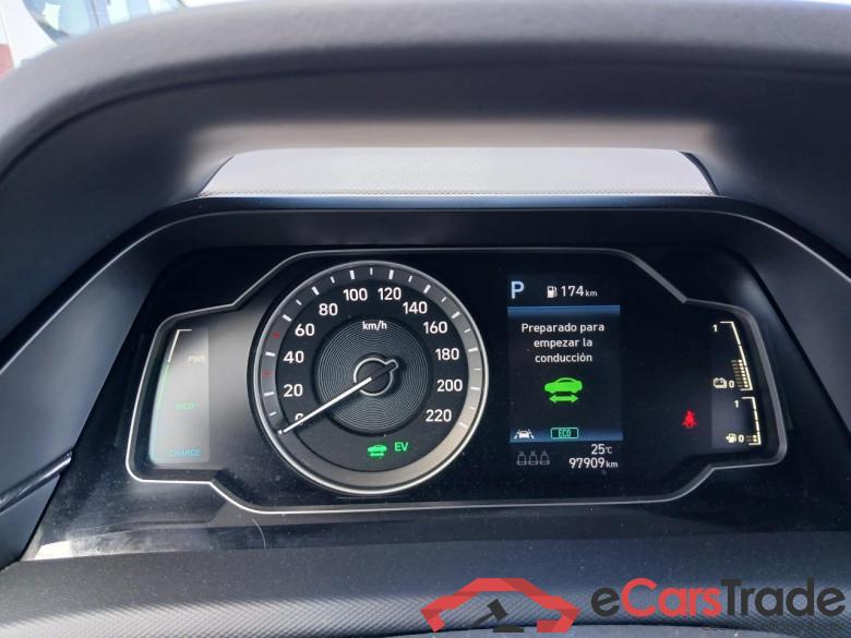 Hyundai 1.6 GDI HEV Klass DCT HYUNDAI IONIQ / 2019 / 5P / berlina con portón 1.6 GDI HEV Klass DCT #4