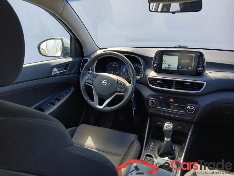 Hyundai 1.6 CRDI 85kW (116CV) 48V SLE 4X2(SP)(SL) HYUNDAI Tucson / 2018 / 5P / todoterreno 1.6 CRDI 85kW (116CV) 48V SLE 4X2(SP)(SL) #3