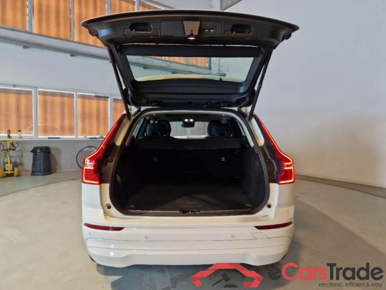 Volvo 17 VOLVO XC60 / 2021 / 5P / SUV B4 D AWD AUTOMATICO MOMENTUM PRO #5