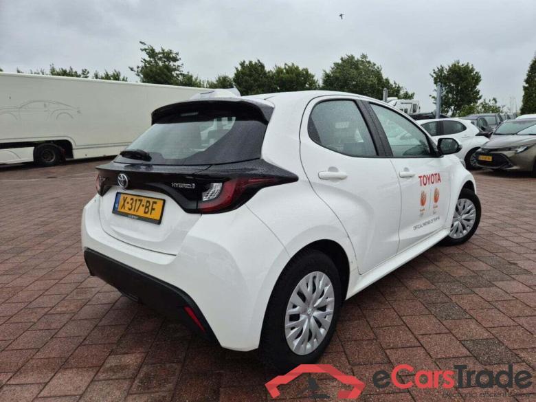 TOYOTA YARIS 1.5 Hybrid Active #4