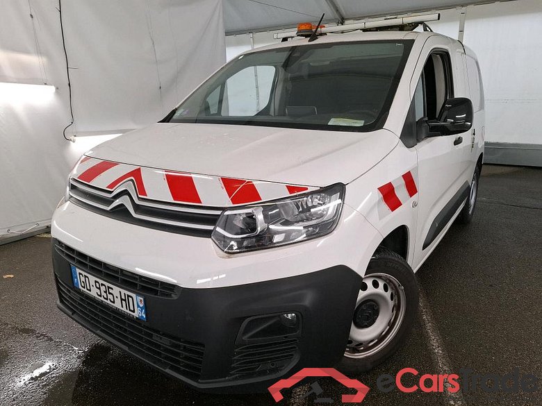 Citroen Taille M 1000kg PureTech 130 S&S AT Club Berlingo Fourgon Club M 1000 1.2 PureTech 130CV BVA8 E6d #1