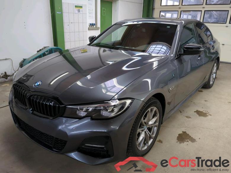 BMW 3-Serie ´18 Baureihe 3 Lim. 330 e M Sport 2.0 185KW AT8 E6d #1