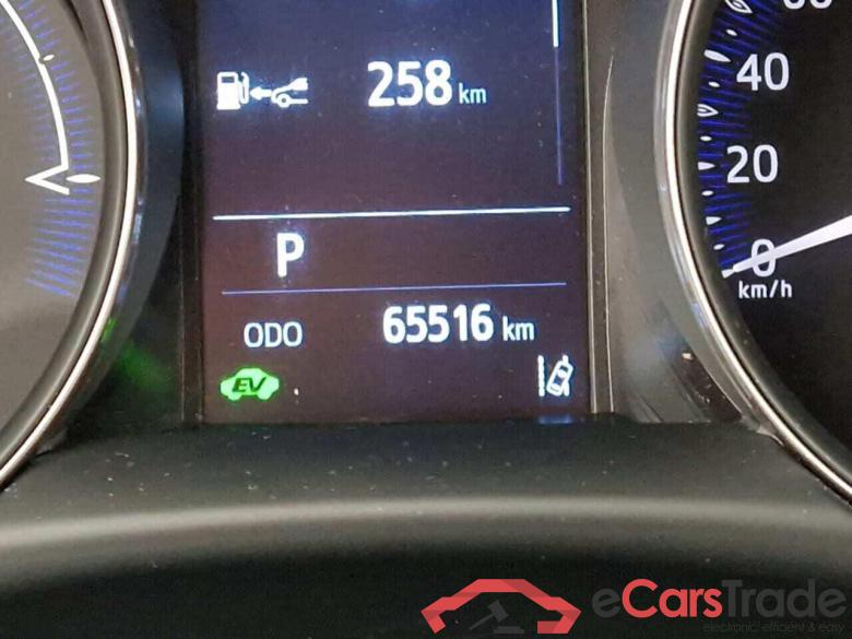 TOYOTA C-HR 2.0 Hybrid First Edition CVT #4